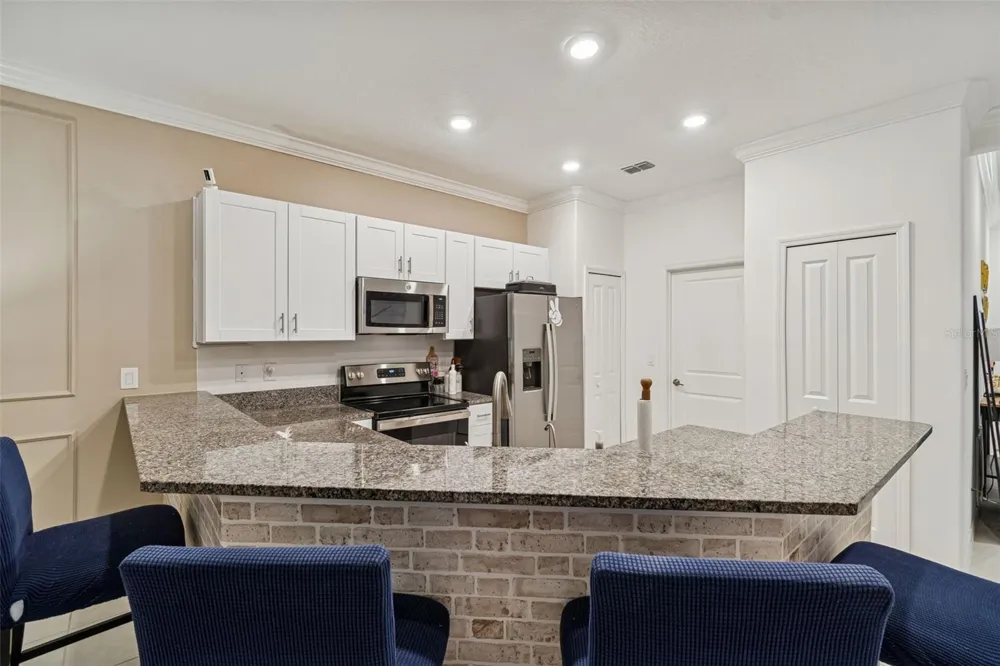 6773 RIPPLE POND LOOP Zephyrhills, FL 33541