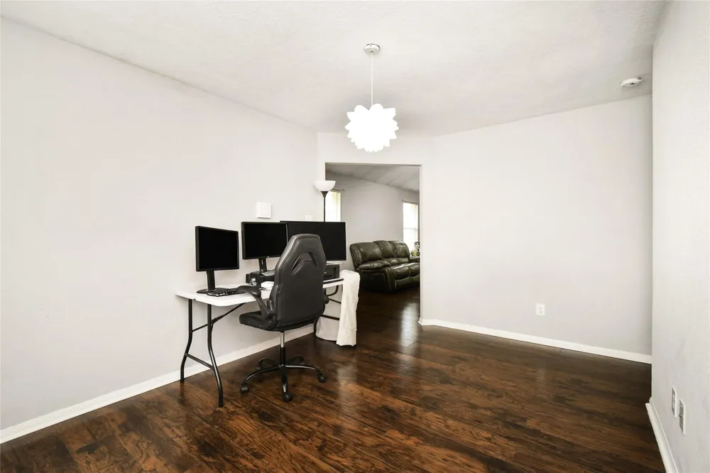 2319 Blue Reef Drive Katy, TX 77449
