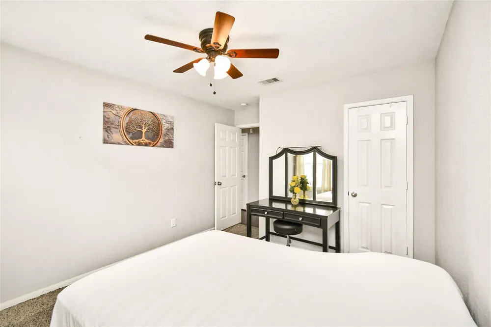 2319 Blue Reef Drive Katy, TX 77449
