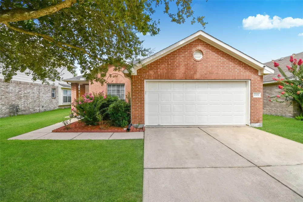 2319 Blue Reef Drive Katy, TX 77449
