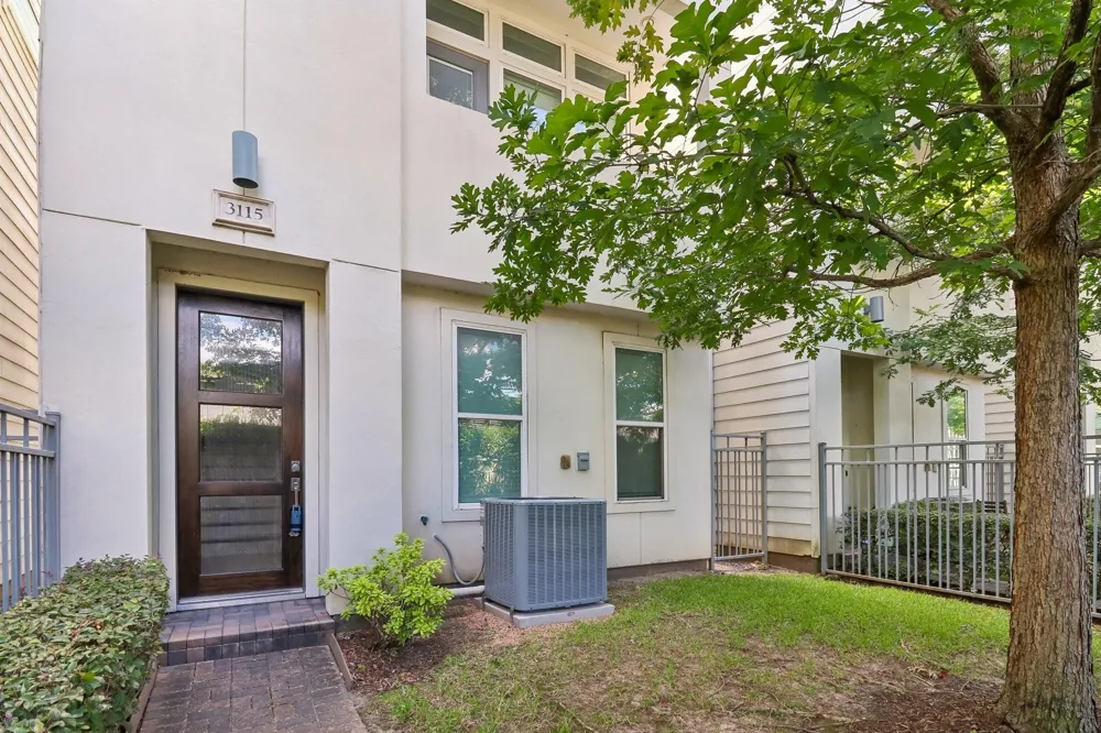 3115 Leeland Street Houston, TX 77003