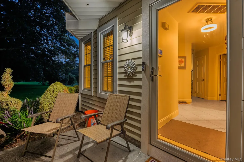 1 Pidgeon Court Manorville, NY 11949