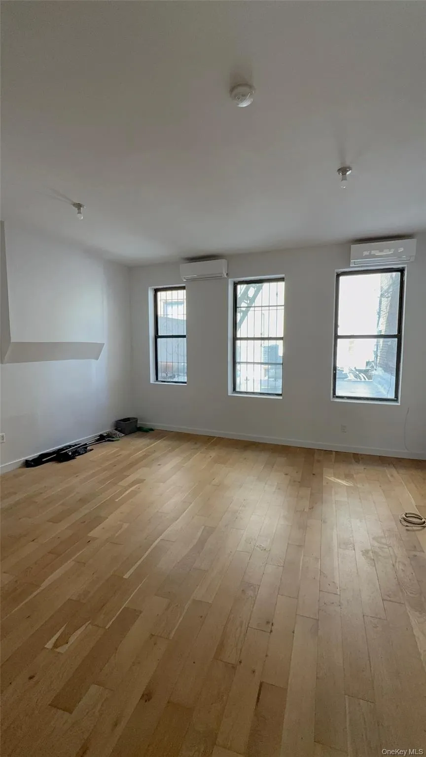 2807 3rd Avenue Bronx, NY 10455