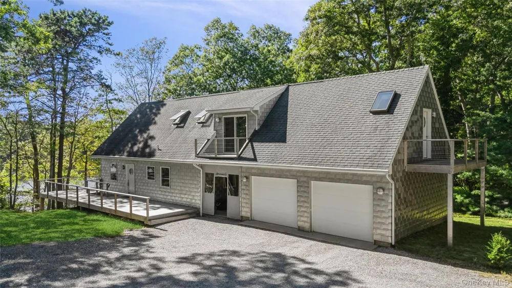 142 Little Fresh Pond Road Southampton, NY 11968