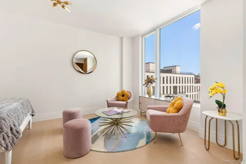 30-55 Vernon Boulevard #8D