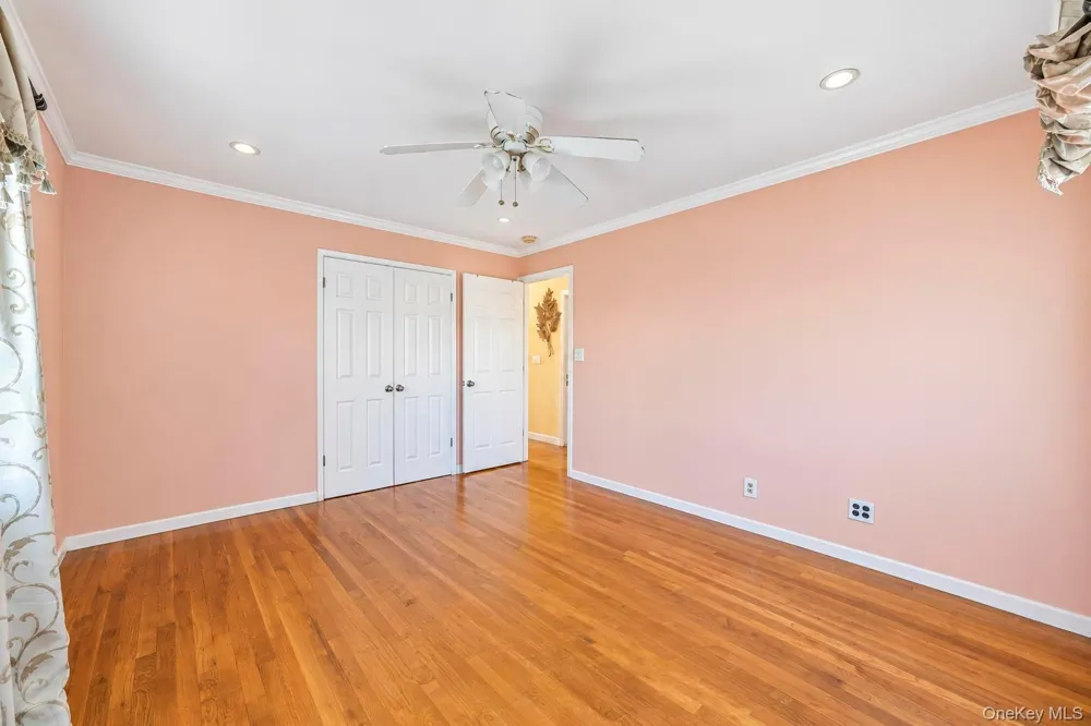 27 Colony Street Hicksville, NY 11801
