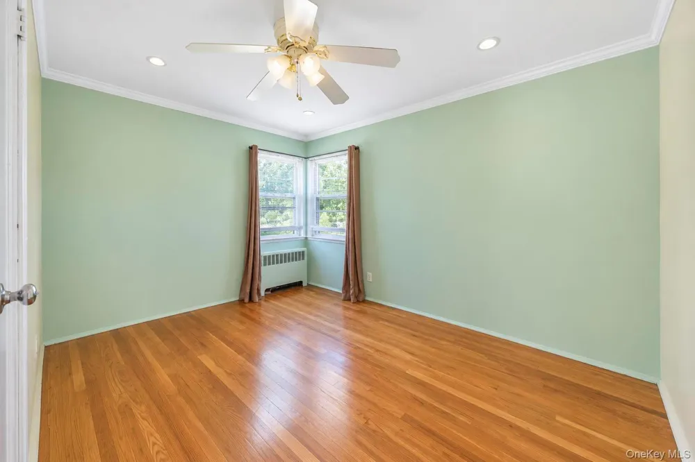 27 Colony Street Hicksville, NY 11801