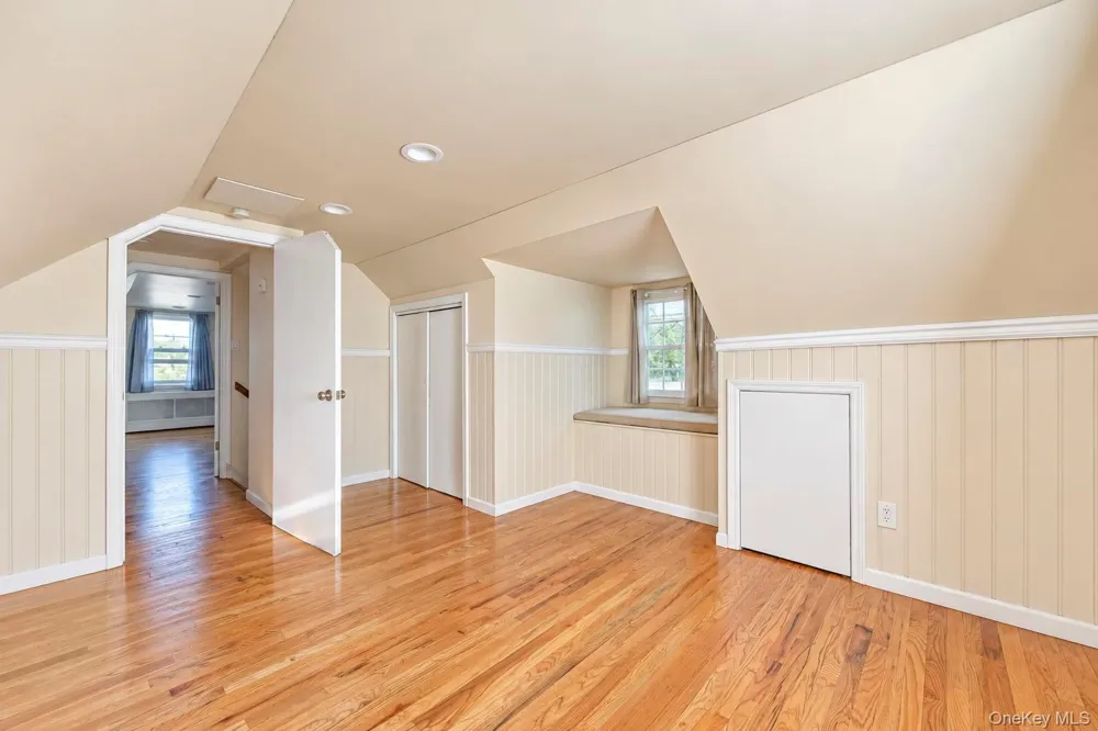 27 Colony Street Hicksville, NY 11801