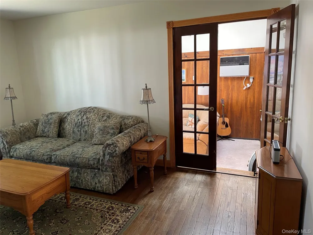 361 S Clinton Avenue Lindenhurst, NY 11757