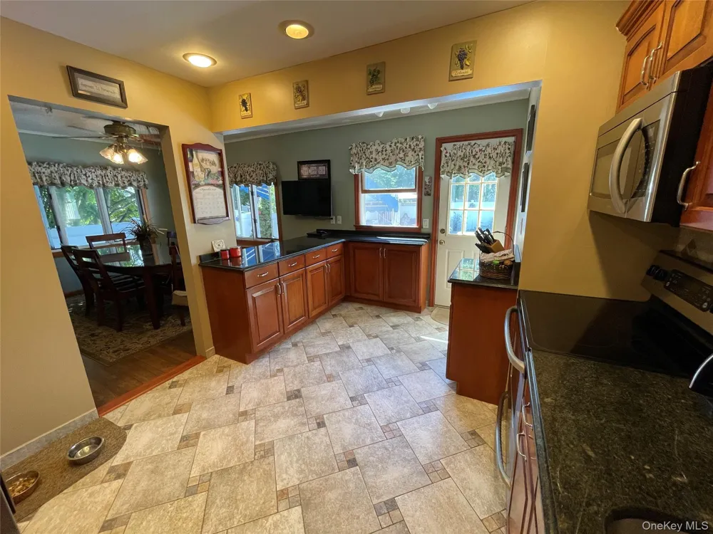 361 S Clinton Avenue Lindenhurst, NY 11757