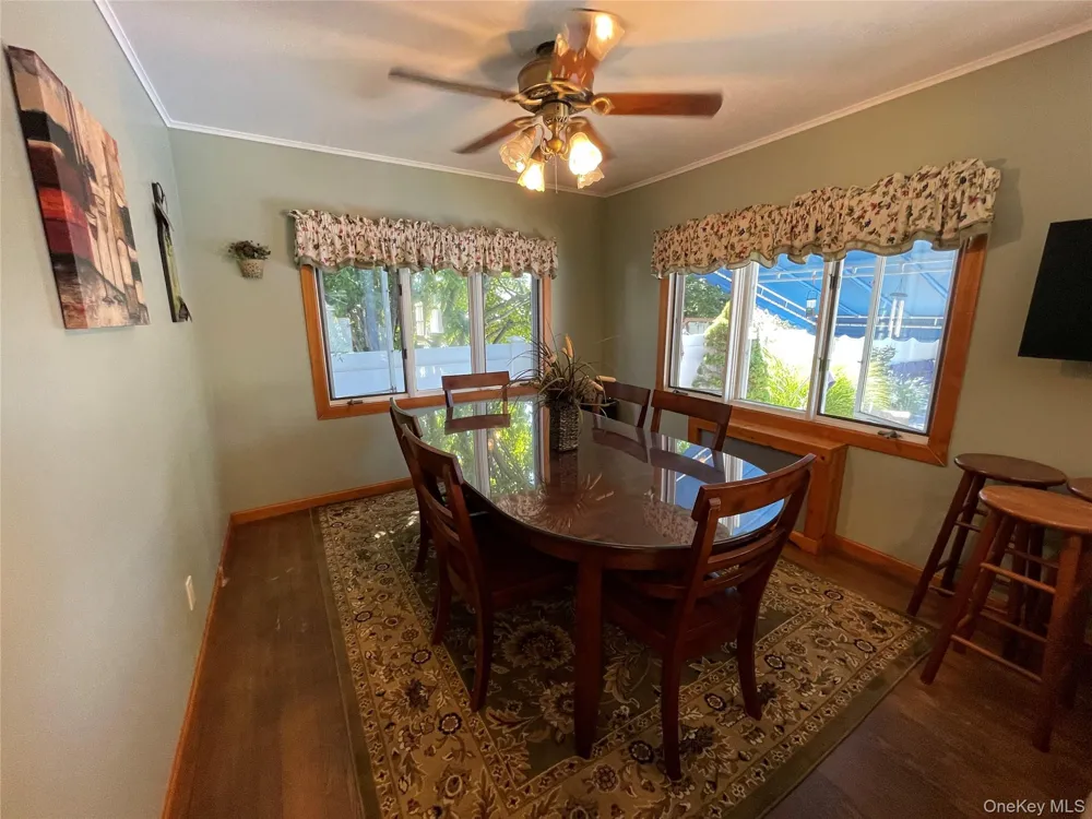361 S Clinton Avenue Lindenhurst, NY 11757