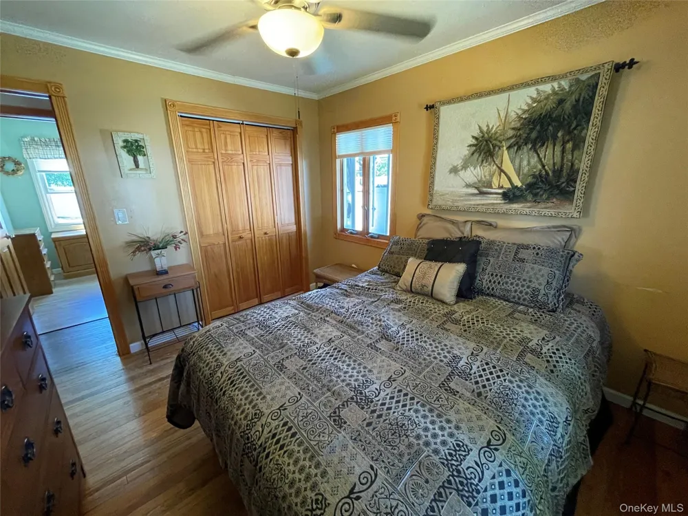 361 S Clinton Avenue Lindenhurst, NY 11757