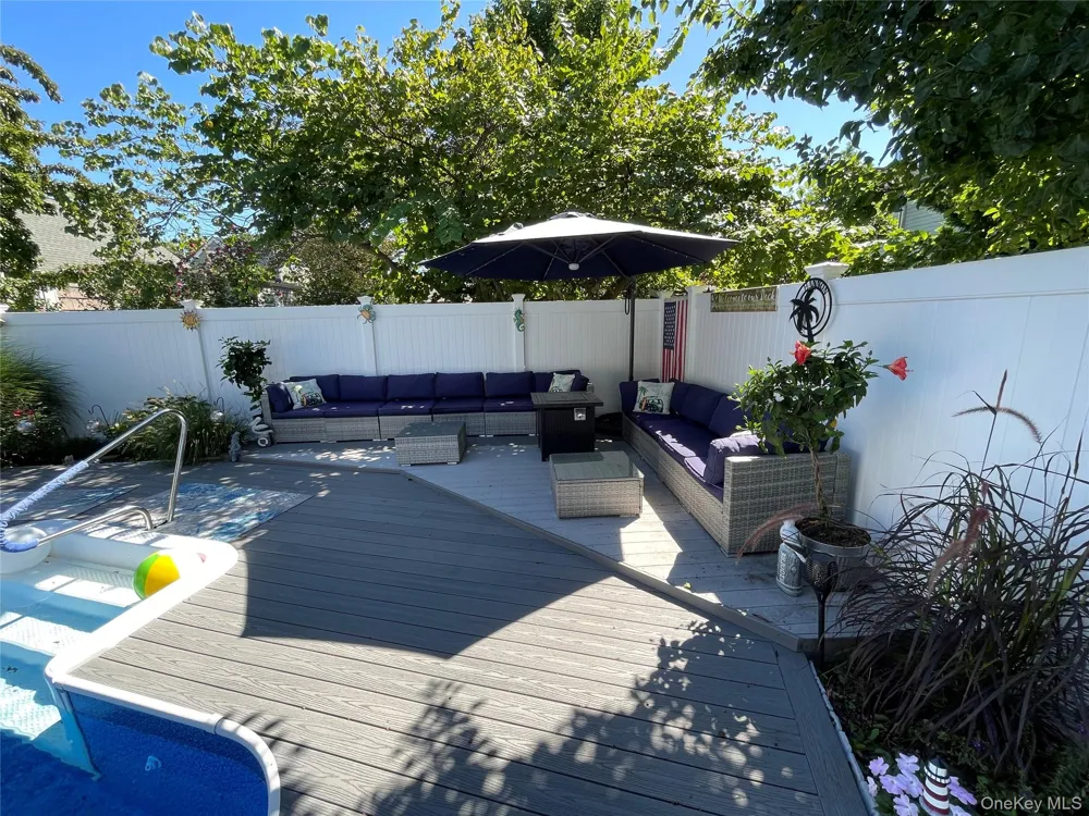 361 S Clinton Avenue Lindenhurst, NY 11757