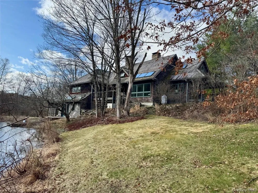 22 Knight Road Clinton Corners, NY 12514