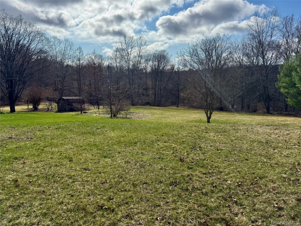22 Knight Road Clinton Corners, NY 12514