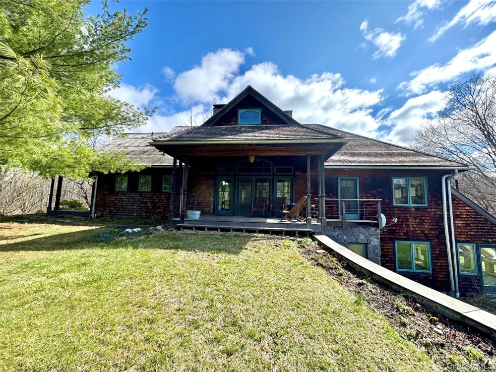22 Knight Road Clinton Corners, NY 12514