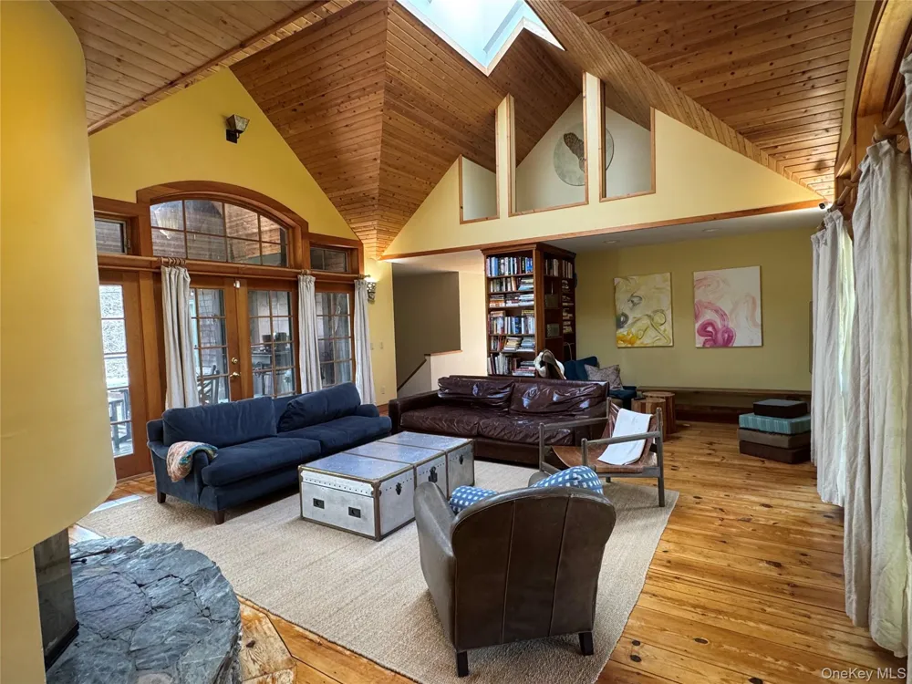 22 Knight Road Clinton Corners, NY 12514