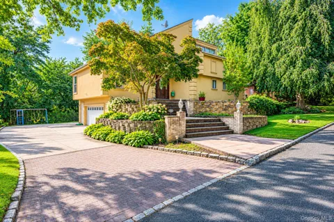 150 Mimosa Drive