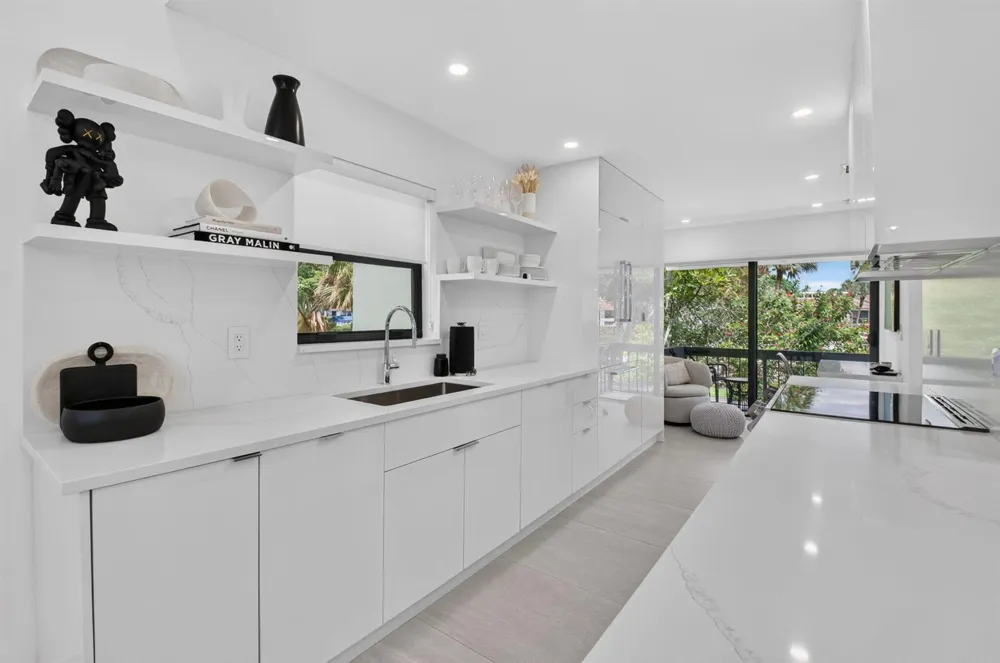 7710 Lakeside Boulevard Boca Raton, FL 33434