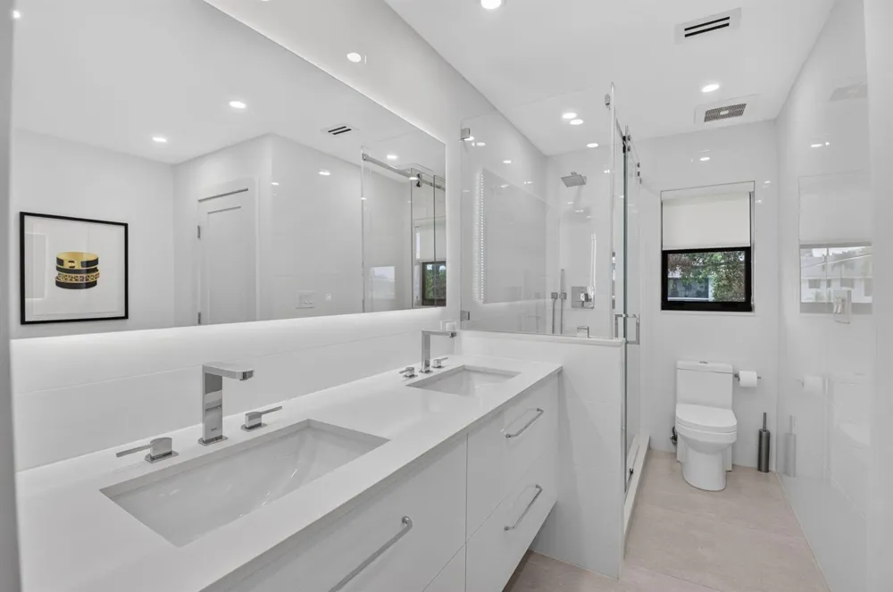 7710 Lakeside Boulevard Boca Raton, FL 33434
