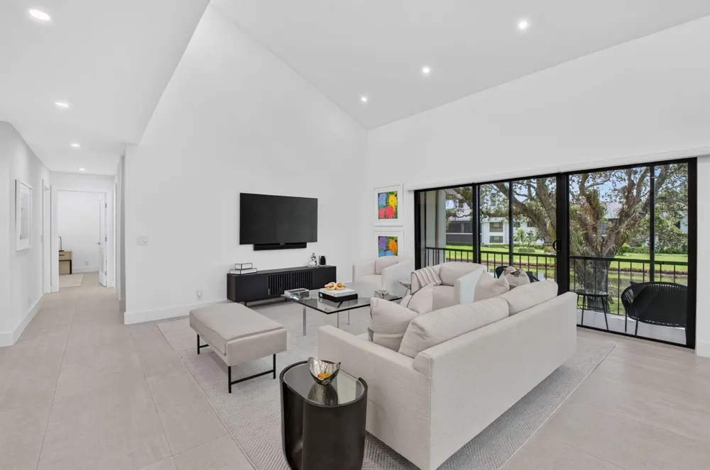 7710 Lakeside Boulevard Boca Raton, FL 33434