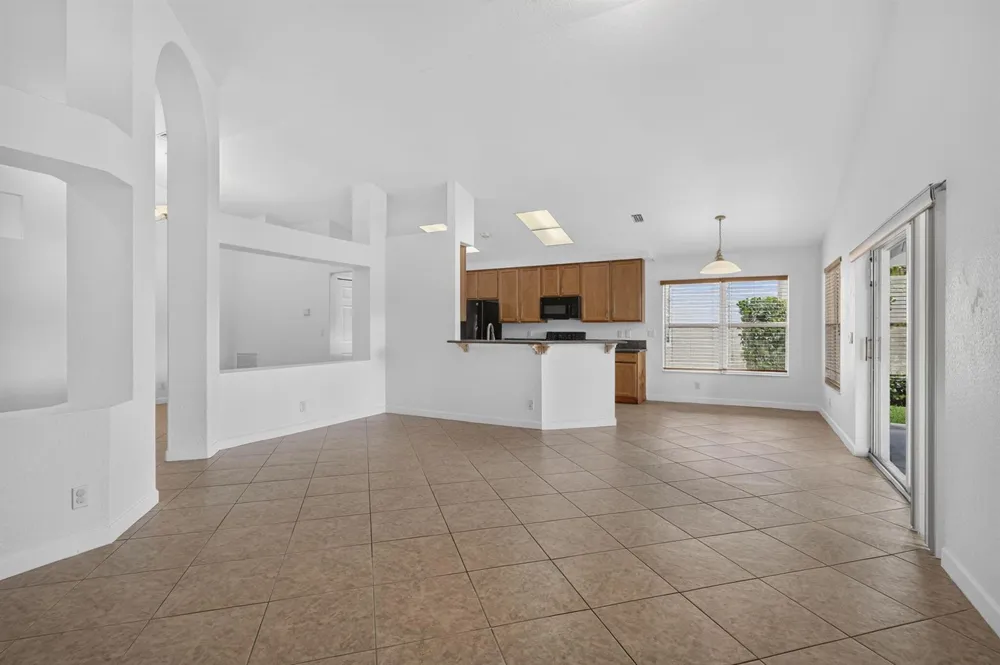 4003 W Hamilton Key West Palm Beach, FL 33411