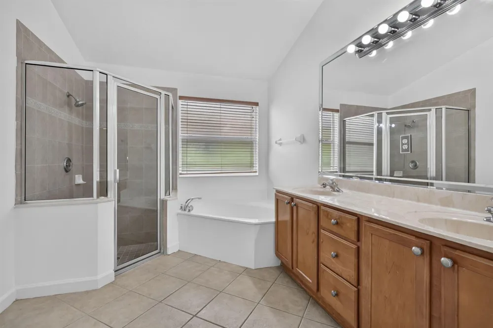4003 W Hamilton Key West Palm Beach, FL 33411