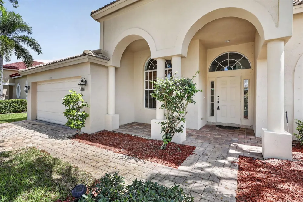 4003 W Hamilton Key West Palm Beach, FL 33411