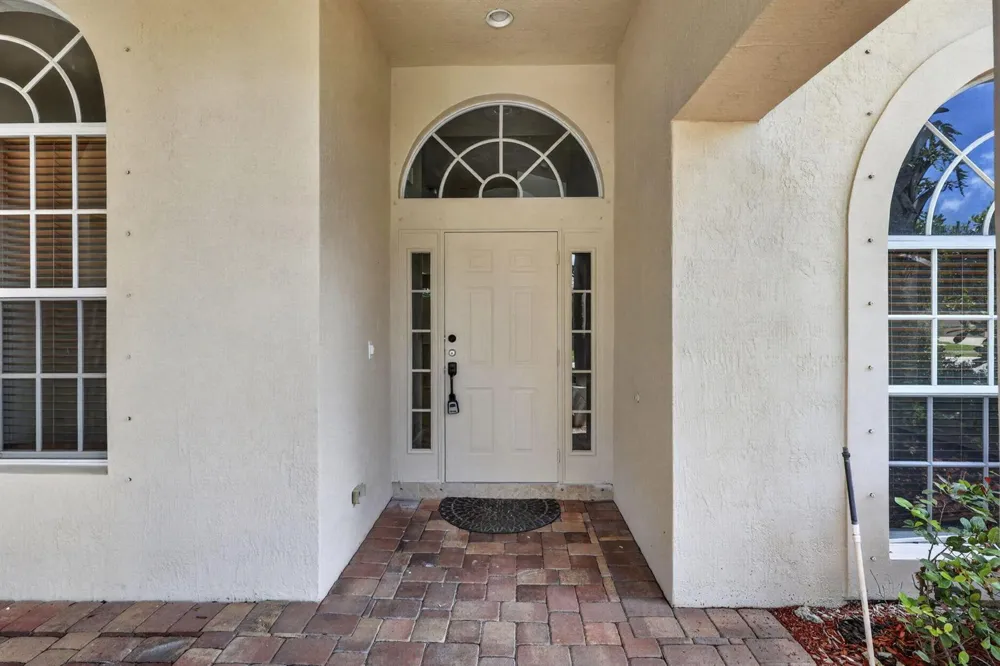 4003 W Hamilton Key West Palm Beach, FL 33411