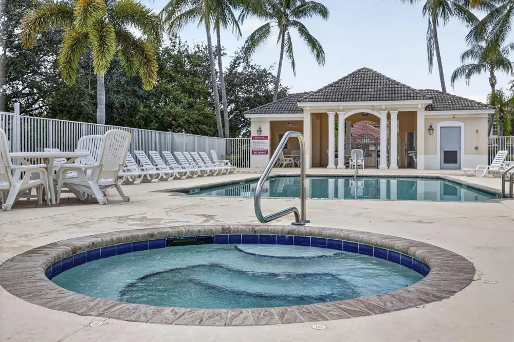 4003 W Hamilton Key West Palm Beach, FL 33411