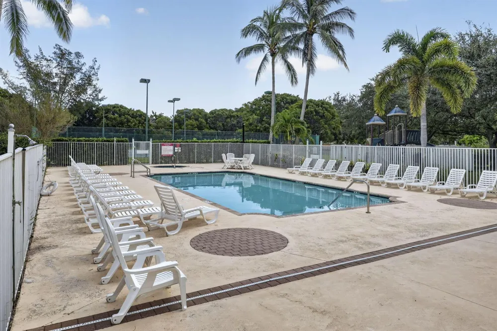 4003 W Hamilton Key West Palm Beach, FL 33411