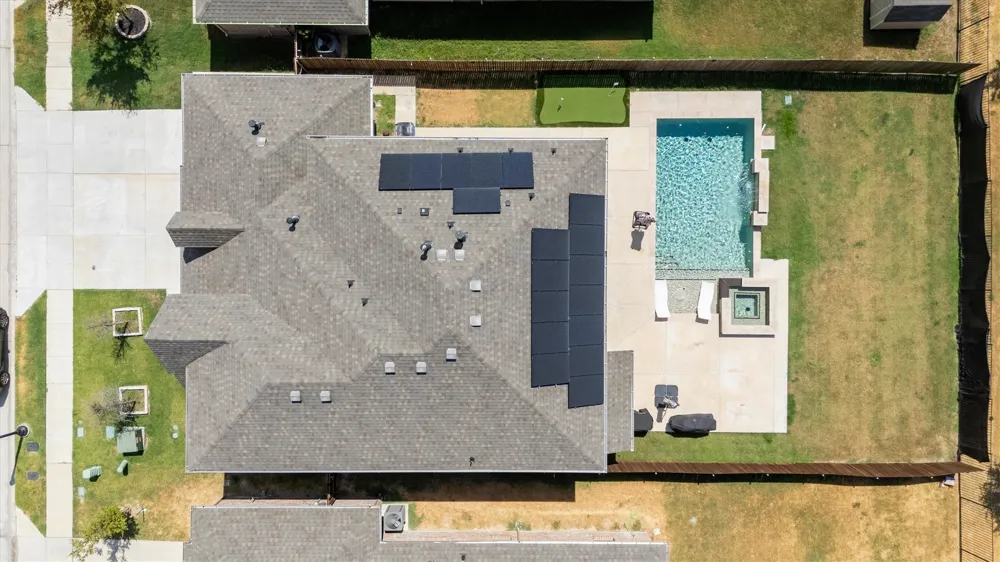1959 Cedarwood Drive Glenn Heights, TX 75154