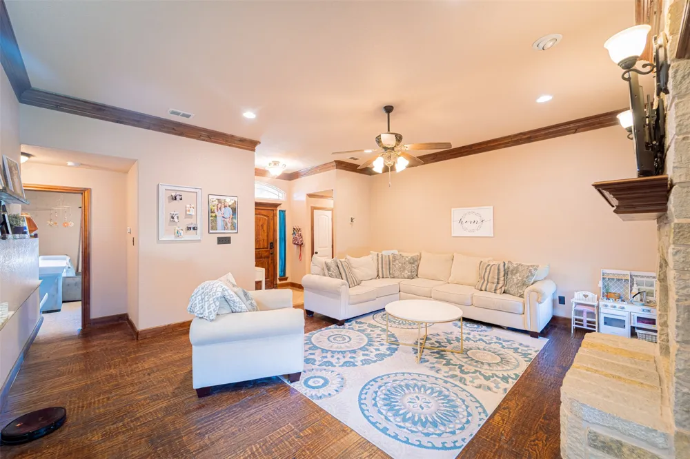 818 Flat Water Drive Abilene, TX 79602