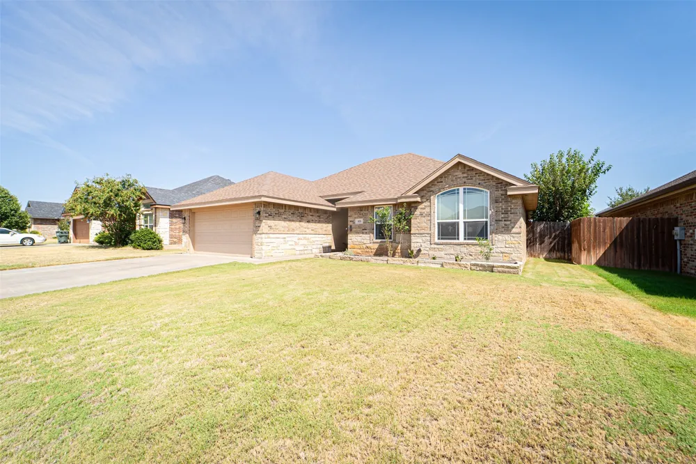 818 Flat Water Drive Abilene, TX 79602