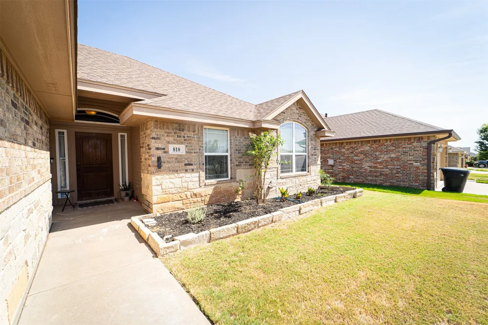 818 Flat Water Drive Abilene, TX 79602
