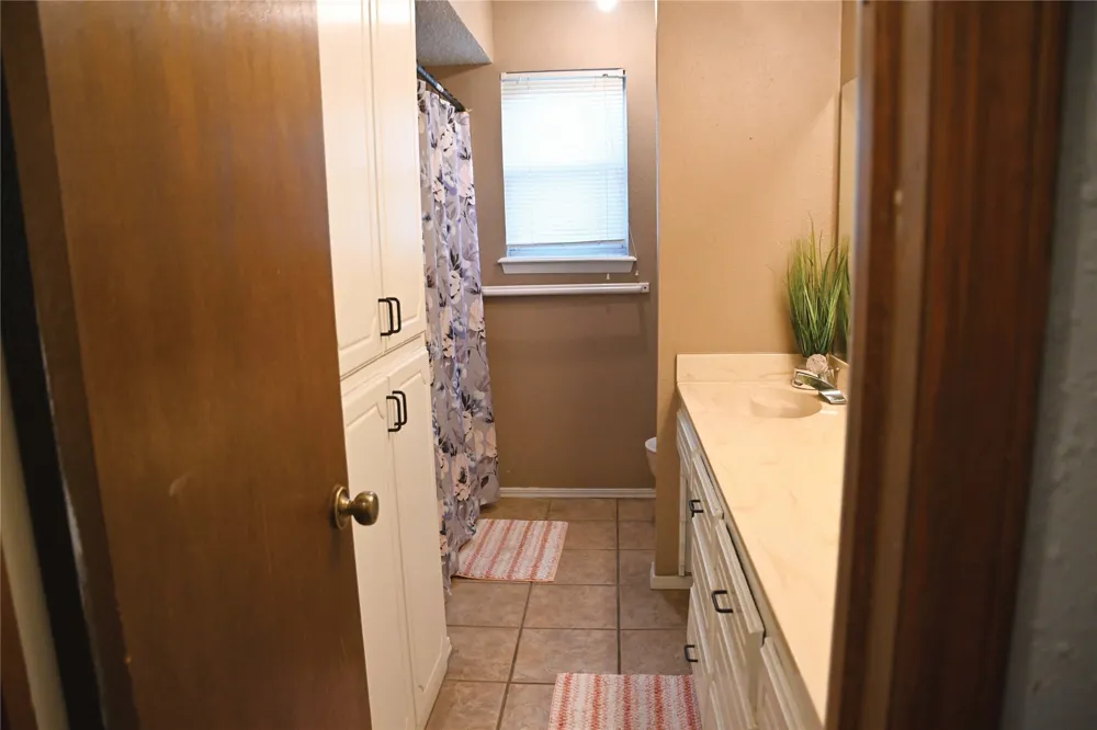 35648 E 120 ROAD Seminole, OK 74868