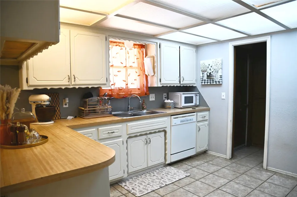 35648 E 120 ROAD Seminole, OK 74868