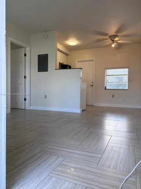 11890 NE 16th Ave #4