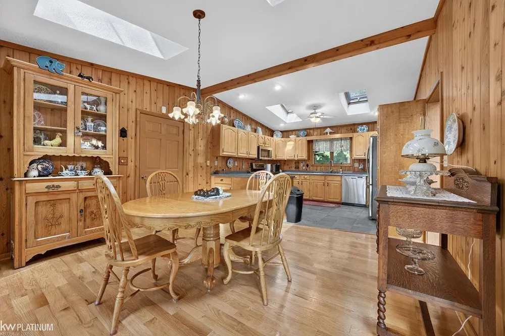 15801 SHUBERT Highway Krakow Township, MI 49707