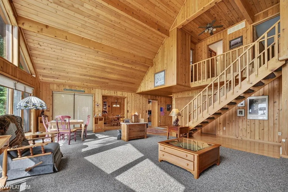 15801 SHUBERT Highway Krakow Township, MI 49707