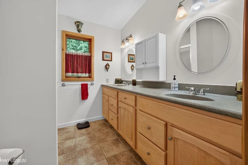 15801 SHUBERT Highway Krakow Township, MI 49707