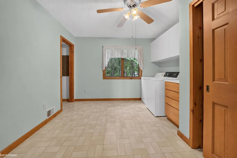 15801 SHUBERT Highway Krakow Township, MI 49707