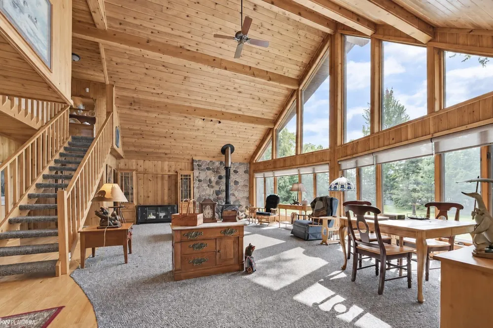15801 SHUBERT Highway Krakow Township, MI 49707