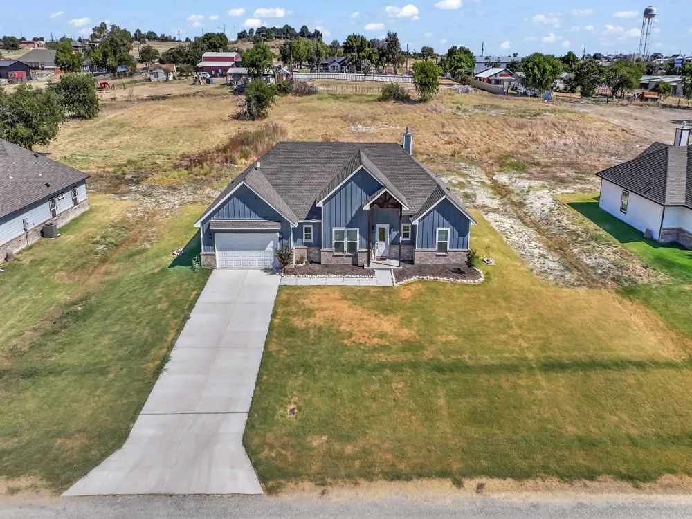 1017 Don Eve Court Azle, TX 76020