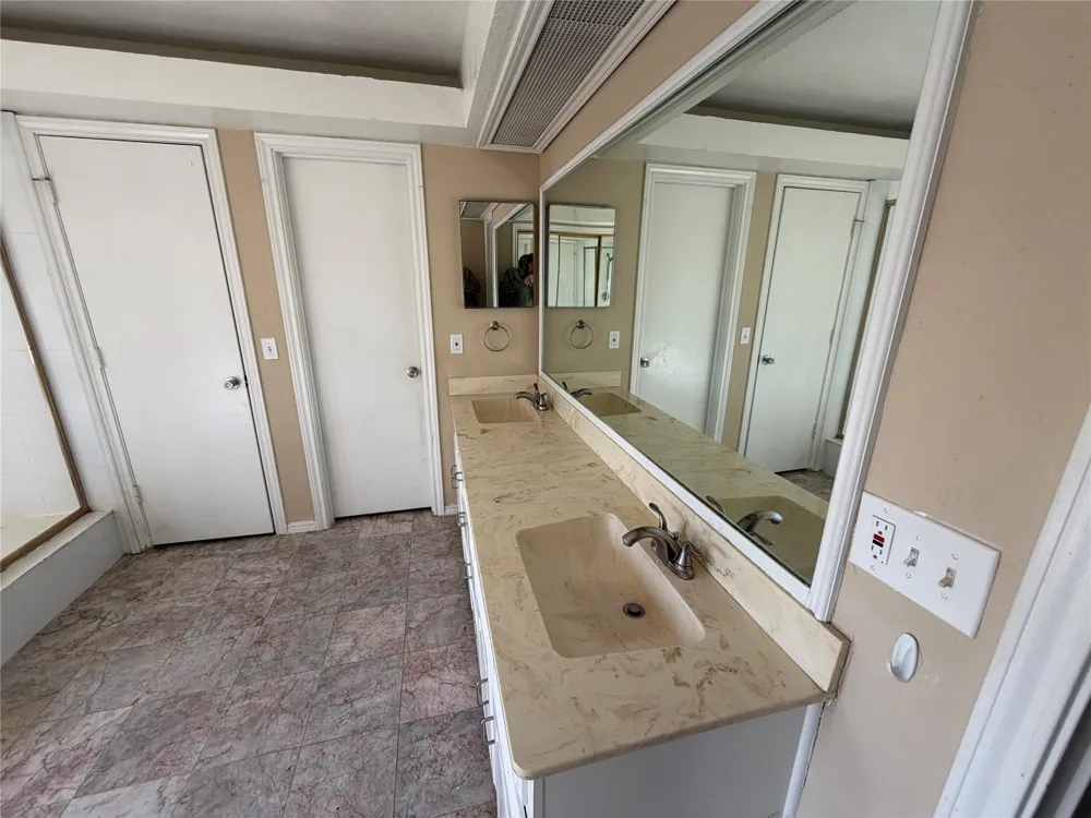 3912 Bandera Drive Plano, TX 75074