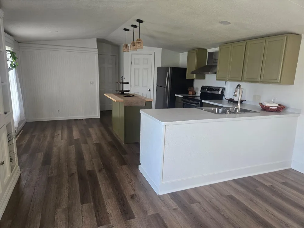 Kersten Road Sealy, TX 77474
