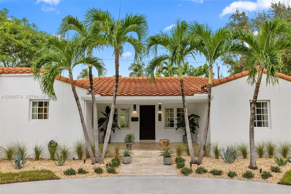 823 NE 72nd St Miami, FL 33138