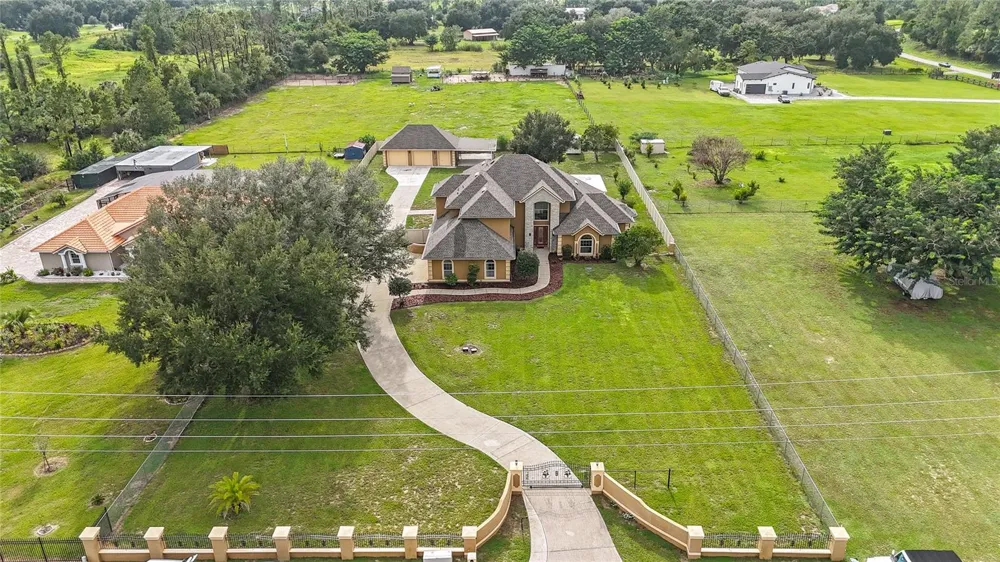12901 PHILLIPS ROAD Groveland, FL 34736