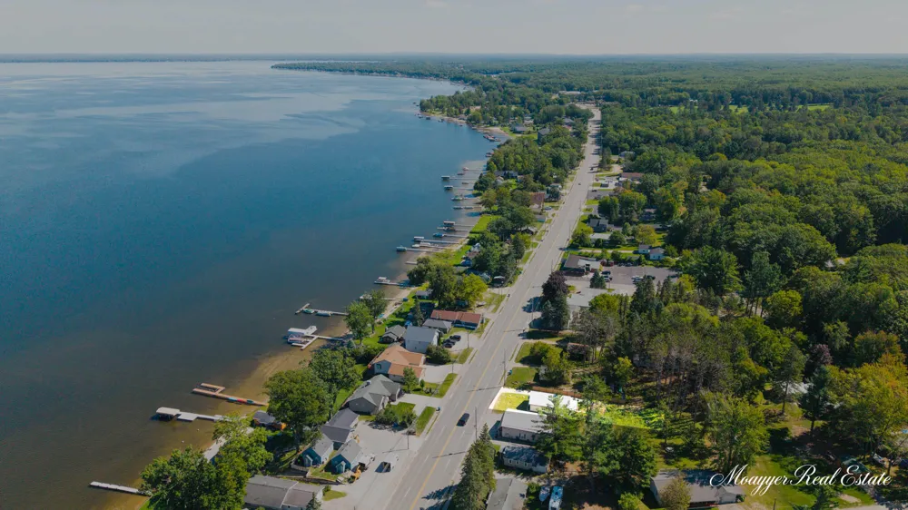 5401 W Houghton Lake Drive Houghton Lake, MI 48629
