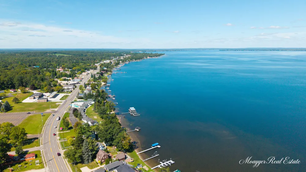 5401 W Houghton Lake Drive Houghton Lake, MI 48629